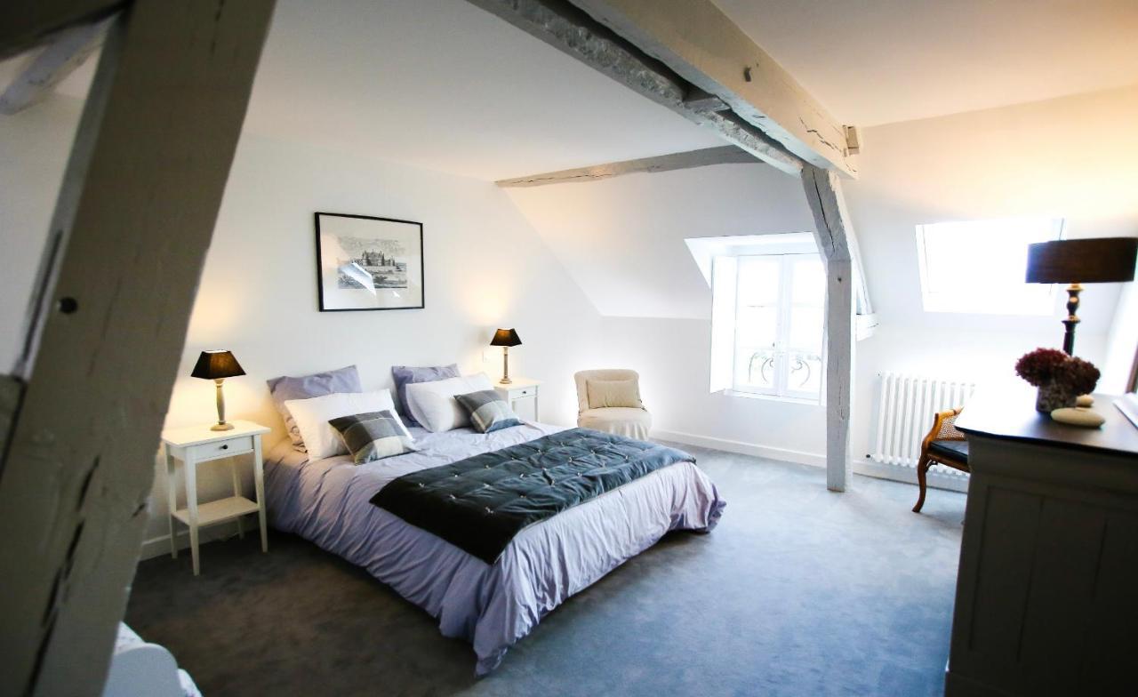 L'Atelier Apartment Saint-Denis-sur-Loire Екстериор снимка
